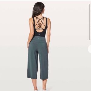 Lululemon blissed out culottes size 4